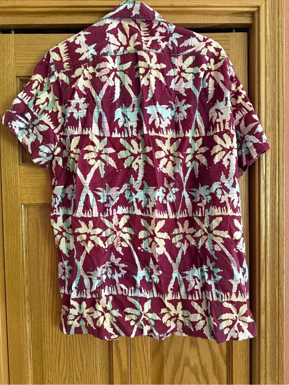 J. Crew Short Sleeve Button-Down Hawaiian Shirt in Burgundy, Cream & Light Blue